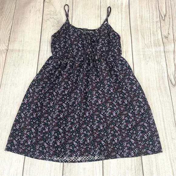 NWT WILD FABLE Women’s Floral Spaghetti Strap Casual Sundress Size Small - Picture 2 of 8